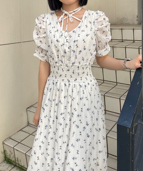 花柄プリント クロスストラップ ワンピース NOMAE（ノーマエ） ワンピース 半袖 クロスストラップFlowerワンピース