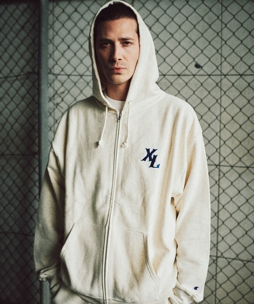 Champion（チャンピオン） パーカー XLARGE×Champion ZIPUP HOODED