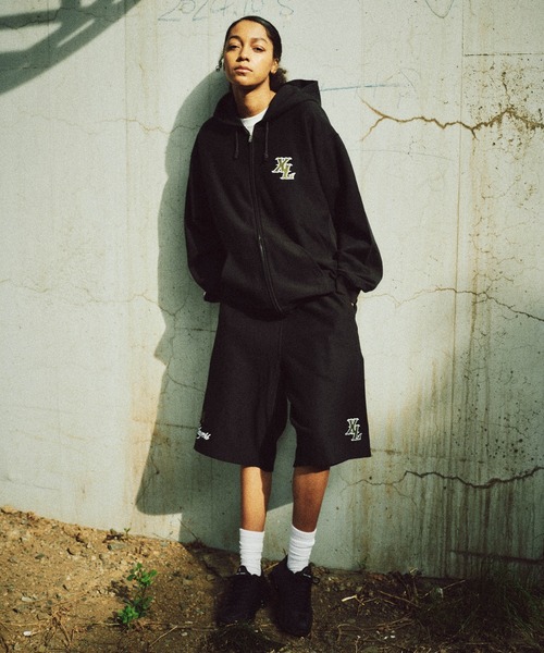 Champion（チャンピオン） パーカー XLARGE×Champion ZIPUP HOODED
