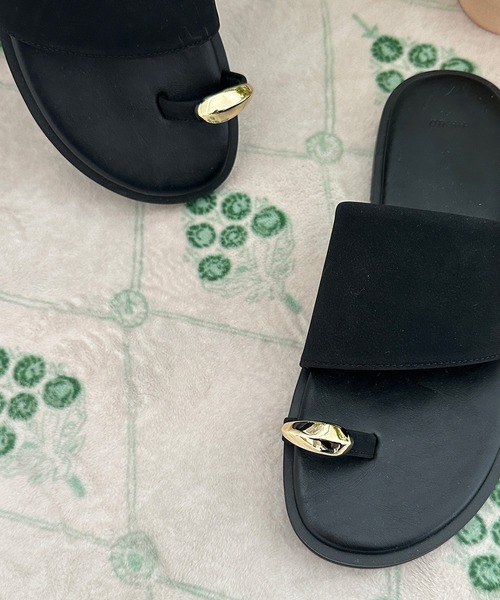 「on:nue」 フラットサンダル 23.5cm ブラック レディース_画像3