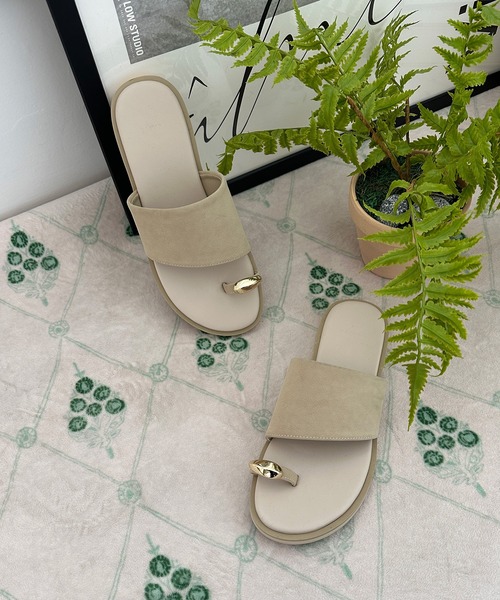 「on:nue」 フラットサンダル 23.5cm ブラック レディース_画像7