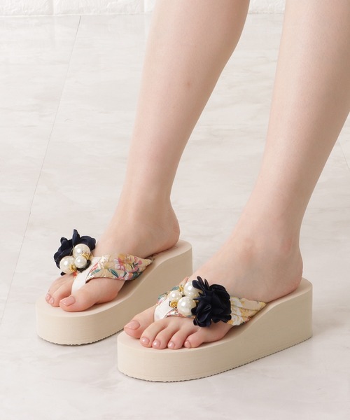 Lace Ladies サンダル フラワー×パールモチーフ厚底ビーチ