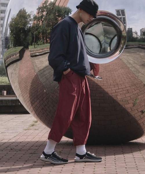 KEEN ユニークキャンバス28cm 新品未使用品 KEEN サンダル UNEEK CANVAS / ユニーク キャンバス メンズ