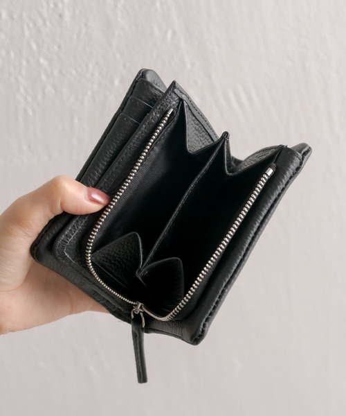 【美品】 レディース　二つ折財布　ear PAPILLONNER ※※箱無し※※ ear PAPILLONNER(イアパピヨネ) / 2つ折り財布/レザー/ブラック