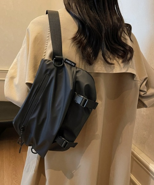 00s コロンビア メッセンジャーバッグ スペクトラ y2k 00s コロンビア メッセンジャーバッグ スペクトラ y2k 00s コロンビア