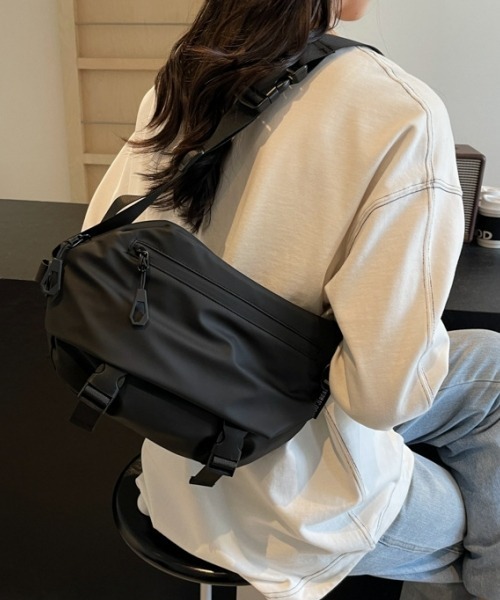 gossip!ロサンゼルス ショルダーバッグ バッグ Y2K軽量防水