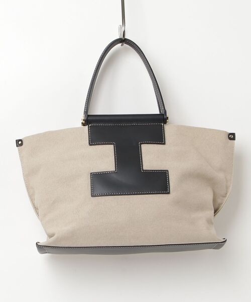 【人気美品】IACUCCI イアクッチ ベージュハンドバッグ ロゴボストンバッグ 人気美品】IACUCCI イアクッチ ベージュハンドバッグ ロゴボストンバッグ