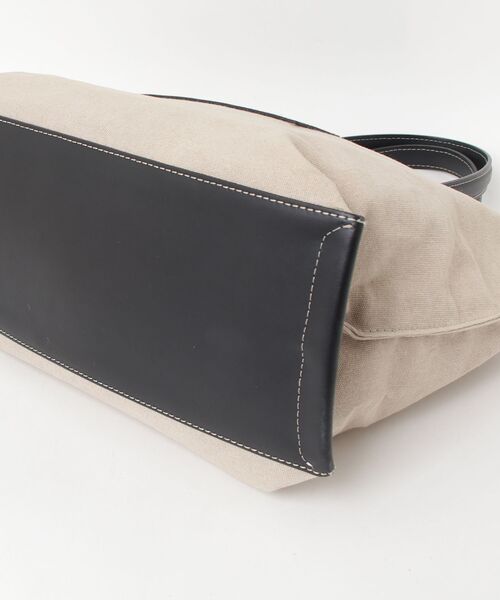 IACUCCI（イアクッチ） ハンドバッグ - ベージュ レディース