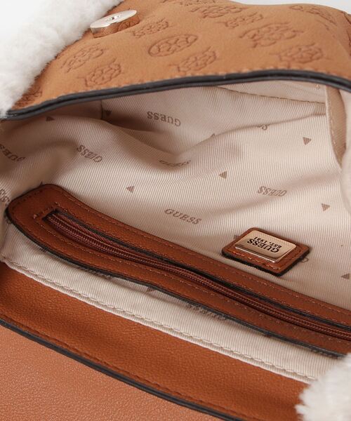 ✨GUESS　2WAYバック　FQ696305　未使用品✨うるま市田場✨ ✨GUESS 2WAYバック FQ696305 未使用品✨うるま市田場✨