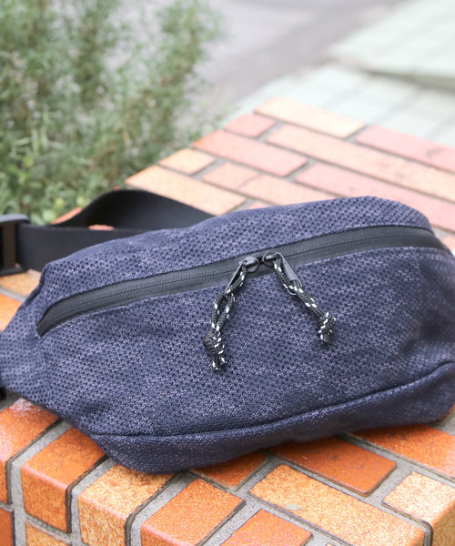 CYBERDOG ウエストバッグ　ウエストポーチ Onitsuka Tiger ウエストポーチ ウエストバッグ WAIST POUCH