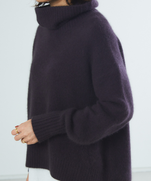 Rouge vif（ルージュ ヴィフ） ニット 獣毛混フレアタートルニット