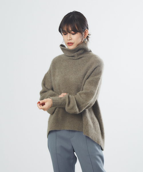 Rouge vif（ルージュ ヴィフ） ニット 獣毛混フレアタートルニット