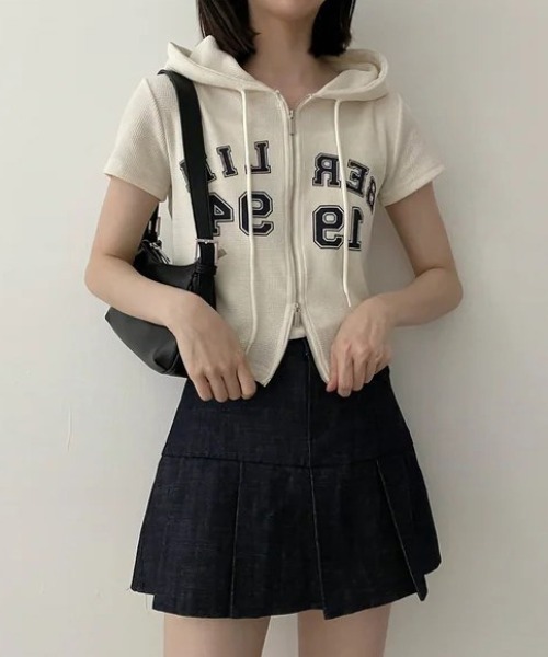 アミナ パーカー 長袖 総柄 トップス レディース ﾌﾘｰサイズ ベージュ系 Amina ジップパーカー パーカー レディース トップス 長袖 送料無料