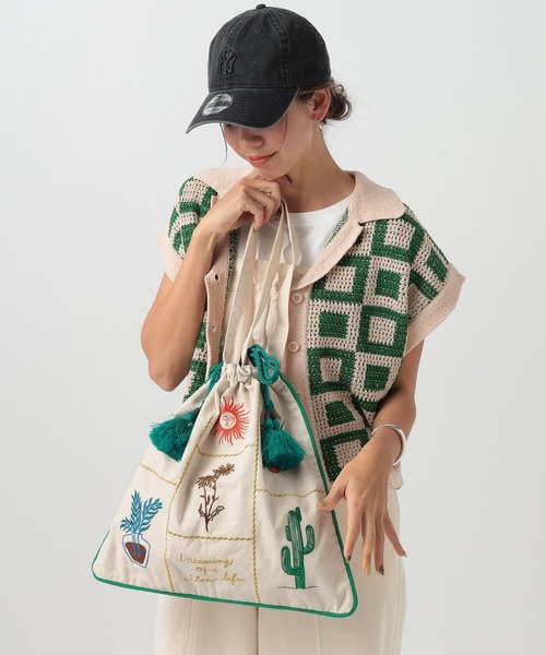 専用＊刺繍・ファスナー蓋付きバッグ、刺繍付きふんわりしっかり4枚剥ぎ巾着バッグ＊ 入園・入学グッズ専門店hapimade（ハピメイド） / 機関車刺繍