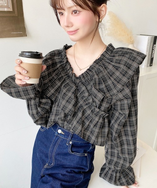 シェリエ　sheller 完売　美品　チェック柄シャツ　オフショルダーブラウス moment+ ブラウス シャツ マルチウェイオフショルフリルリボンショート