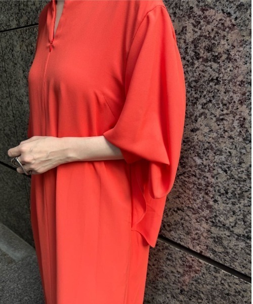 さ*え様 美品✨ADORE ライトジョーゼットワンピース オケージョン ダークネ ライトジョーゼットワンピース | ADORE（アドーア） ｜【公式】通販mix