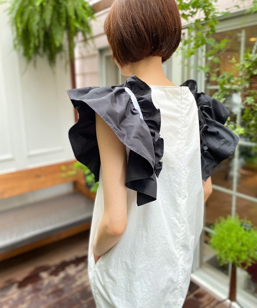 「AVIE」 ノースリーブワンピース 38 オフホワイト レディース_画像4