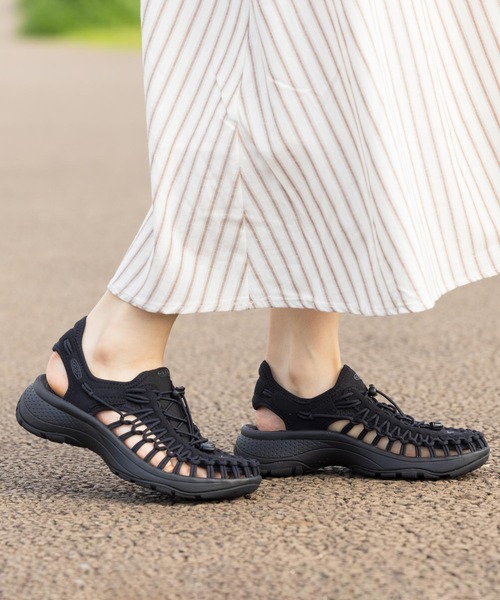 KEEN（キーン） フラットサンダル 23.5cm ブラック レディース