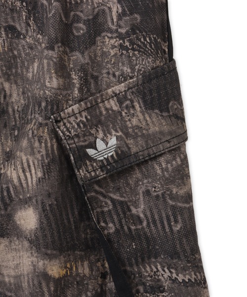 adidas（アディダス） カーゴパンツ adidas ADILENIUM 5.0 CARGO PANTS