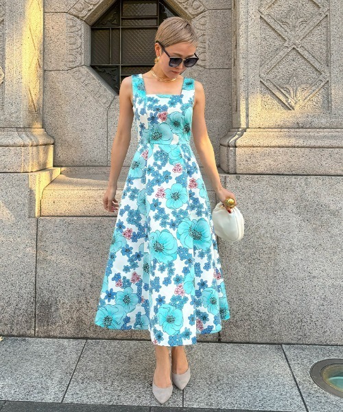 ワンピース JENNEラグジュアリーフラワーワンピース : ZOZOTOWN