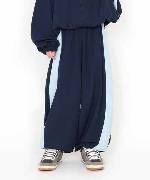 PUNYUS パンツ ラインデザインナイロンパンツ レディース メンズ