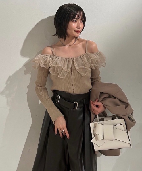 FRAY I.D ニット セーター ラッフルオフショルニット「WEB限定