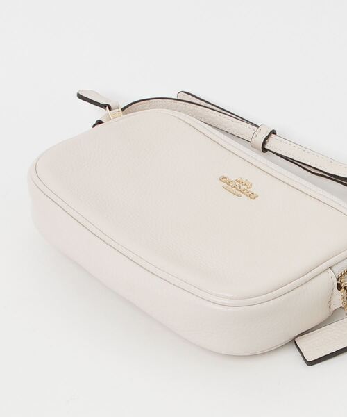 COACH ホワイト ショルダーバッグ COACH（コーチ） ショルダーバッグ - ホワイト レディース : ZOZOTOWN