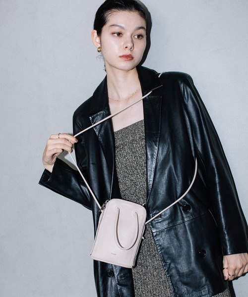 BEAUREレザーショルダーバッグ Beau're ショルダーバッグ バッグ 「BEAURE/ビュレ」カウレザー