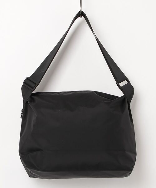 MICHAEL LINNELL（マイケルリンネル） ショルダーバッグ 「MICHAEL