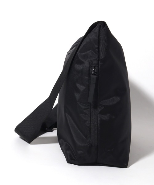 MICHAEL LINNELL（マイケルリンネル） ショルダーバッグ 「MICHAEL