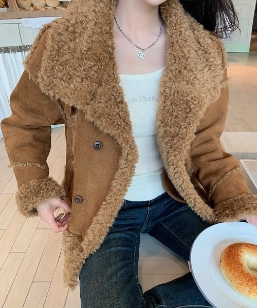 Sibra（シブラ） ムートンコート ボアコート ダブルボタン×毛皮切替