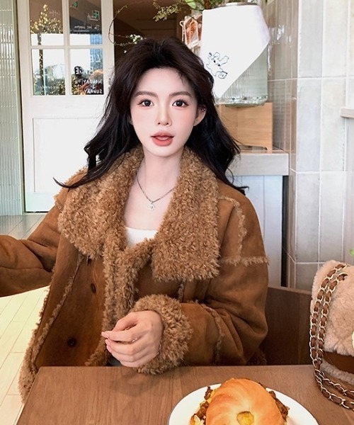 ムートン ブラウン シープ？ ショートコート Sibra（シブラ） ムートンコート ボアコート ダブルボタン×毛皮切替