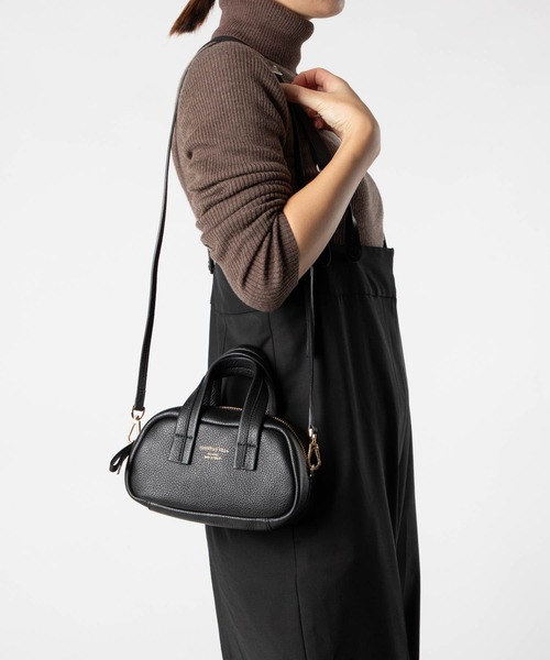 CHRISTIAN VILLA（クリスチャンヴィラ） ショルダーバッグ バッグ