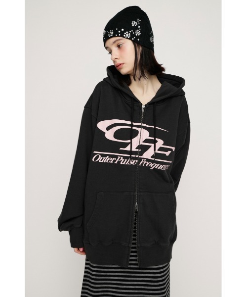 SLY（スライ） パーカー LOGO OVER HOODIE ロゴオーバーフーディー 春