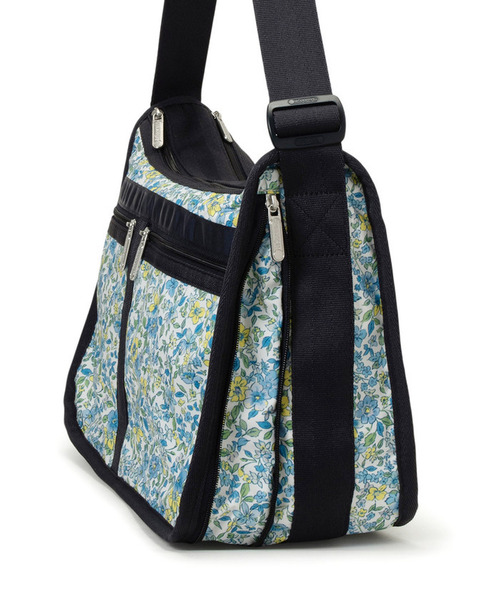 【極美品】 レスポートサック フラワータペストリー ショルダーバッグ 総柄 LeSportsac（レスポートサック） ショルダーバッグ バッグ DELUXE