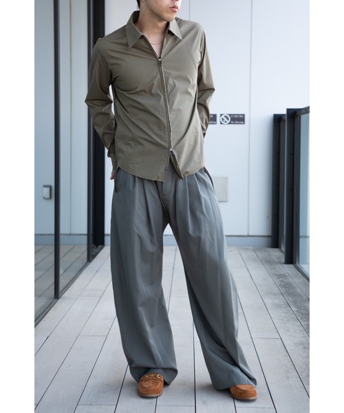 スラックス 別注 2TUCKED CURVED LEG TROUSERS メンズの画像