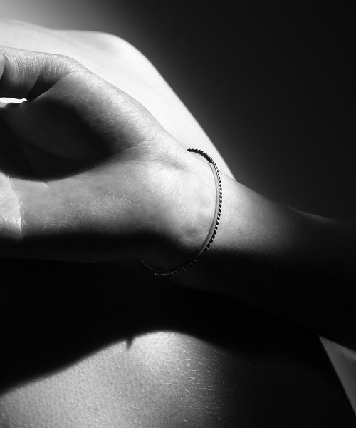 juha バングル JUHA - BANGLE - TWIST | Retikle Online Store