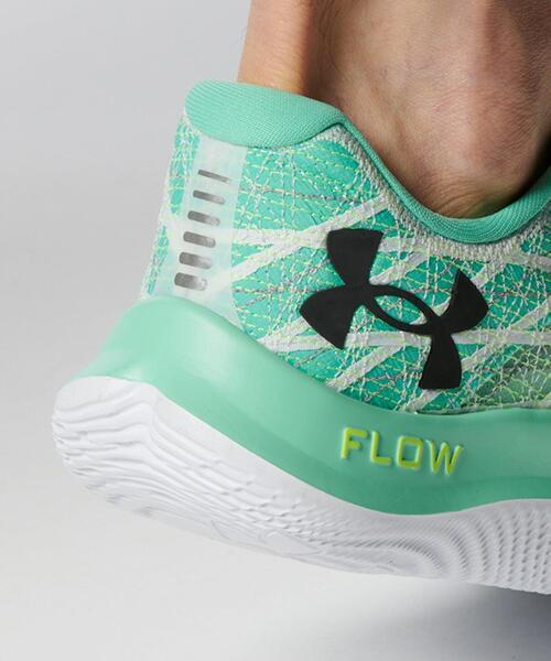 UNDER ARMOUR スニーカー UAフロー ベロシティ ウインド2