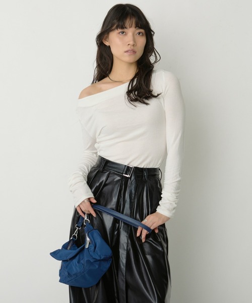Ezick tシャツ Smooth fit ワンショルシアートップス レディース