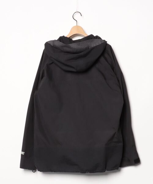COMFY OUTDOOR GARMENT 「CMF GARMENT」 ワンポイントマウンテン
