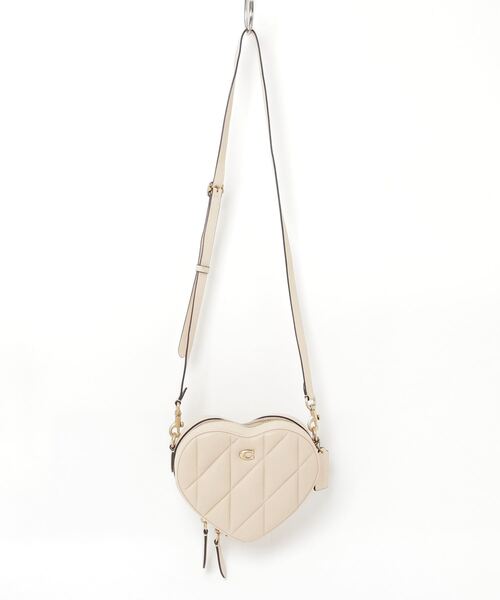 COACH ベージュ キルティングショルダーバッグ♥️