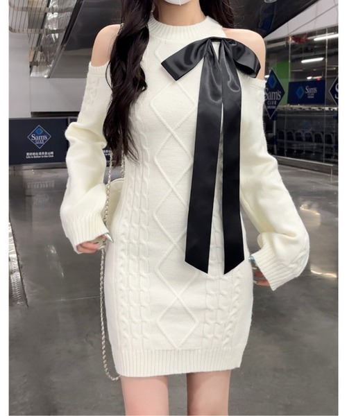 ワンピース オープンショルダーリボンニットワンピース／大人かわいい