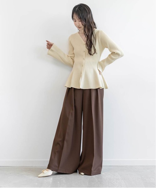 RANDA（ランダ） カーディガン 「SUSTAINABLE」ビジューボタンペプラム