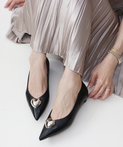 Fin（フィン） パンプス ハートモチーフフラットシューズ「低反発