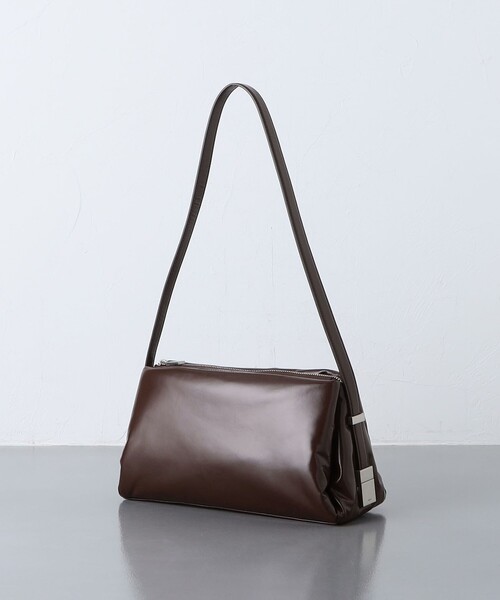 【関税込み】OSOI ブラック Pillow Bau バッグ OSOI Black Pillow Bau Bag OSOI