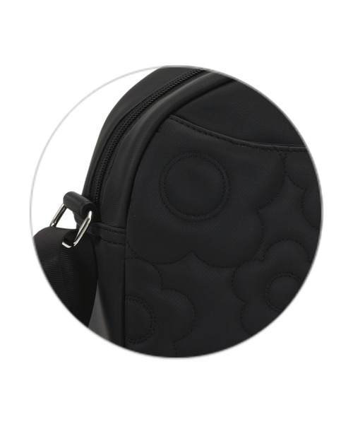お値下げしました✨美品✨MARY QUANT ブラックバックパック 開けるとめちゃくちゃかわいい」マリークワントの“リュック”が