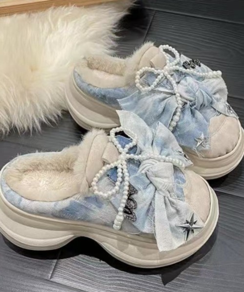 &LOVE 厚底 ビジュー もこもこ スニーカーブーツ　ゴージャス　L モコモコブーツ 厚底 ふんわり プラットフォーム 丸っぽい靴