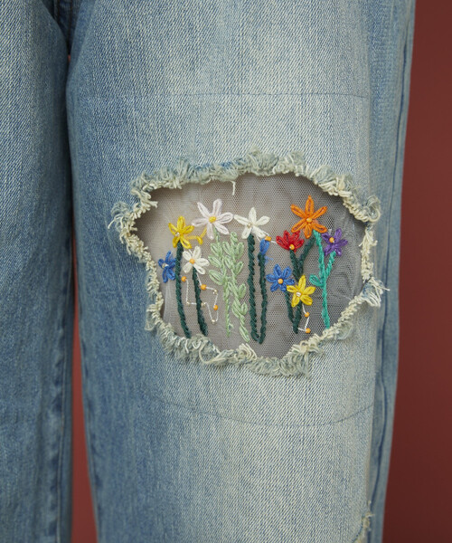 Freada（フリーダ） ジーンズ デニム デニムパンツ フラワー刺繍ワイド
