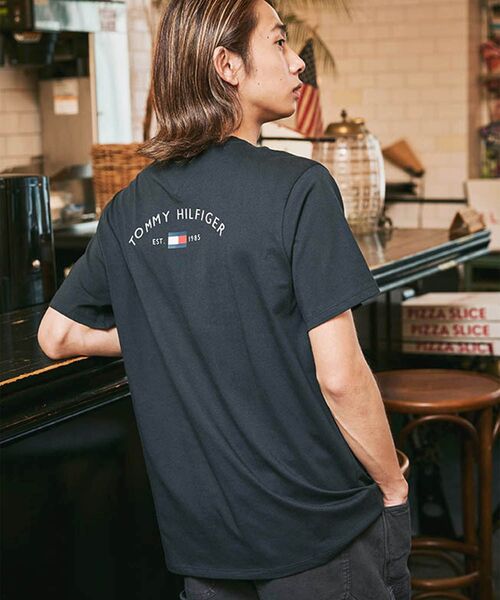 TOMMY HILFIGER（トミー・ヒルフィガー） tシャツ 「オンライン限定