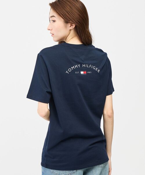 TOMMY HILFIGER（トミー・ヒルフィガー） tシャツ 「オンライン限定